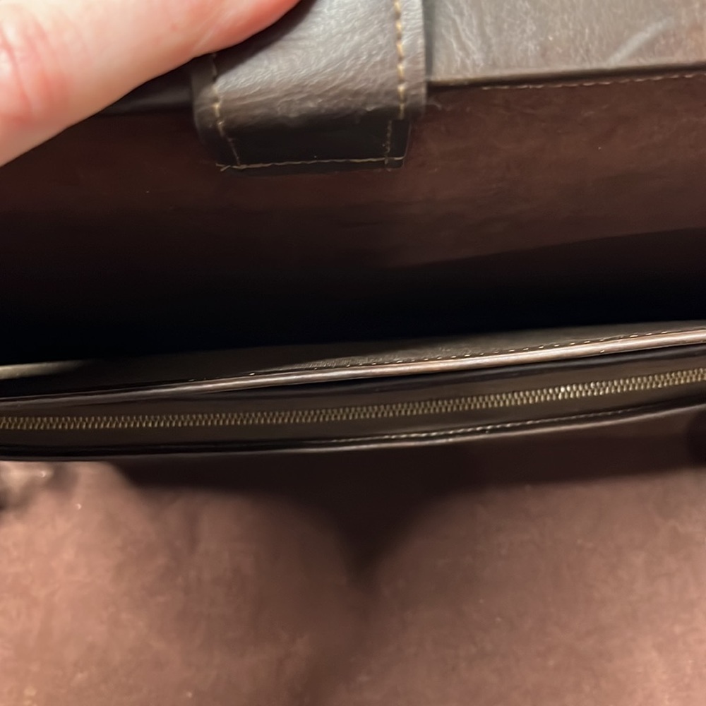 RARE VINTAGE BRIEFCASE with original keys - Picture 12 of 16